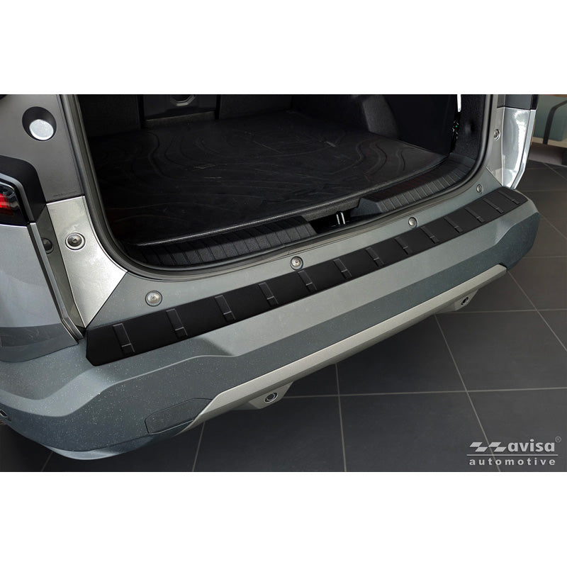 Avisa Matt Black Stainless Steel Rear bumper protector suitable for Dacia Bigster 2024- 'Ribs'