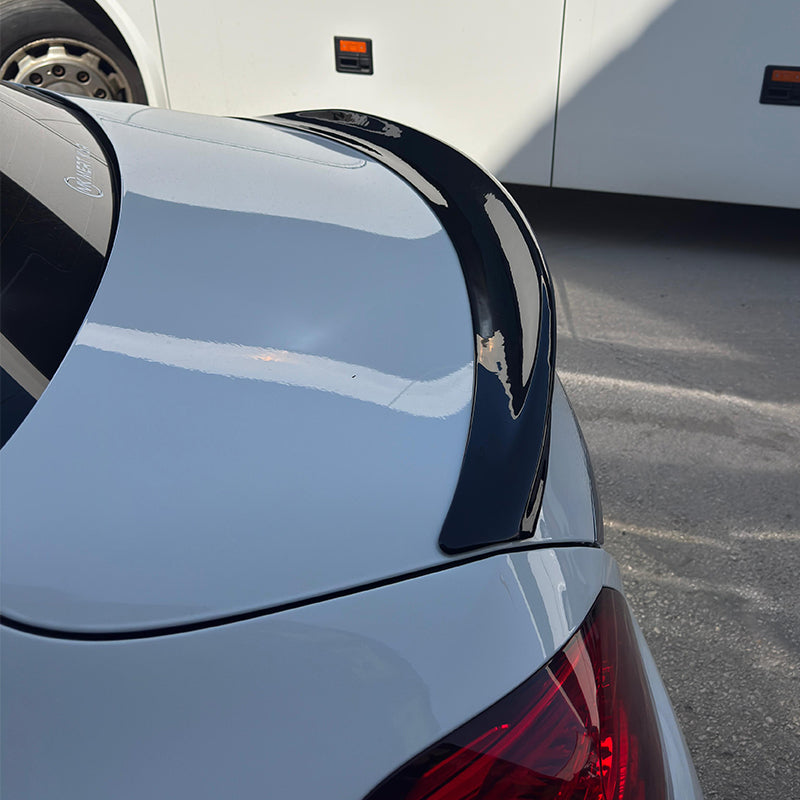 Oneway Trunk Spoiler suitable for Mercedes E-Class (W212) Sedan Facelift 2012-2016 incl. AMG - Gloss black